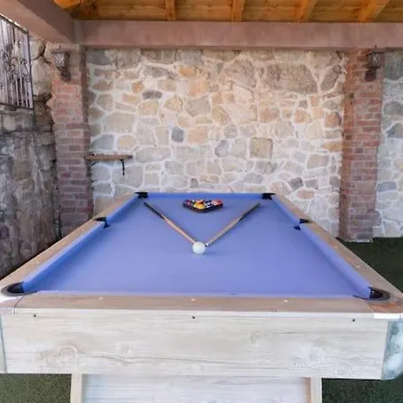 Villa Split Rustic House On The Hill For 10 People Podstrana