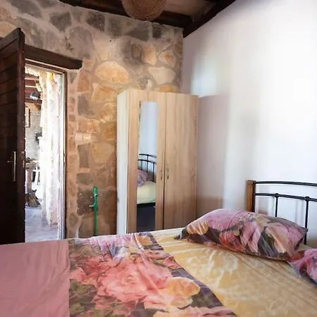 Split Rustic House On The Hill For 10 People * Podstrana