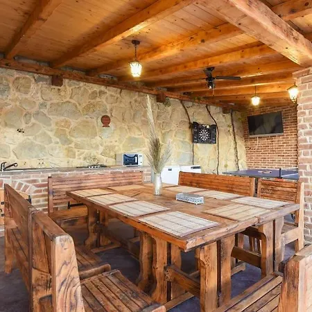 Villa Split Rustic House On The Hill For 10 People Podstrana