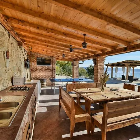 Split Rustic House On The Hill For 10 People * Podstrana